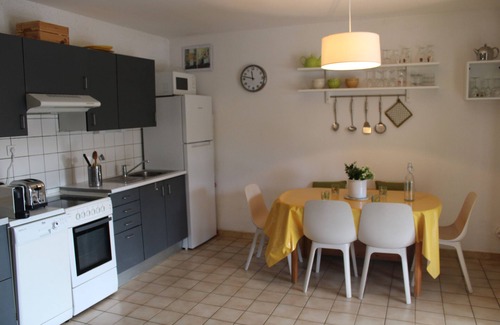Mollans-sur-Ouveze Apartment | SUITE 501 LES HAUTS DE PIERREVON