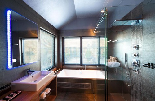 Bazel Bed & Breakfast | Suite & B by Hofke van Bazel