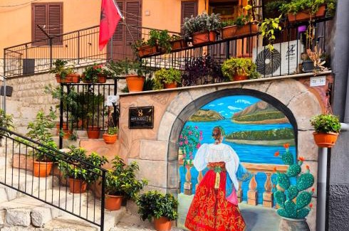 Piana degli Albanesi House | Suite Borgo 74