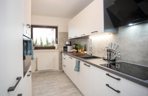 Winterberg Apartment | Suite Deluxe for 5 - 2 Bedrooms - Free Private Parking - 5 Min to Slopes - Terrace