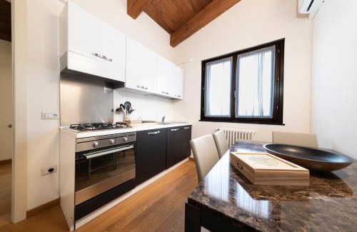 Santa Caterina Apartment | Suite Deluxe in Palazzo Storico - Centro Sassari - Appartamento Olbia