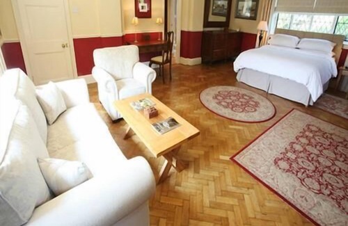 Farningham Bed & Breakfast | Suite Ensuite Lullingstone at Tabsfield B&B