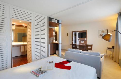 Apt Apartment | Suite Home Apt Luberon