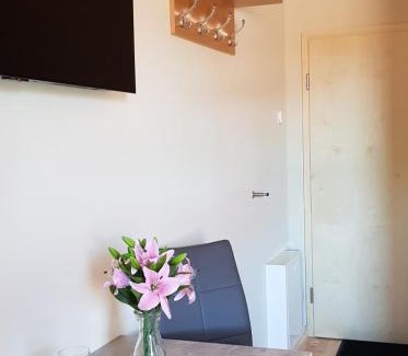 Liepgarten Apartment | Suite Kleine Auszeit