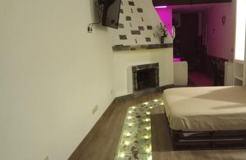 Uceda Apartment | Suite Love Jacuzzi (Casas Toya)