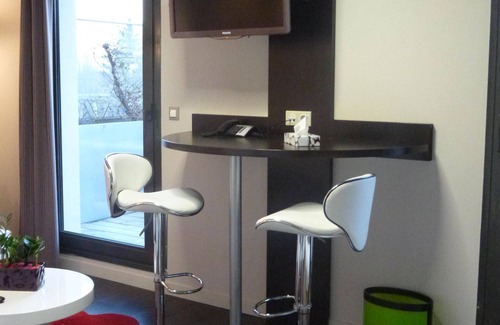 Belleville-sur-Loire Hotel | SUITE room Dee Dee BRIDGEWATER