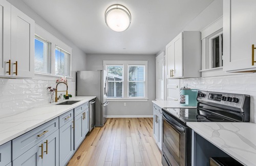 Old Seminole Heights House | "Suite Spot" Bungalow Close to Downtown and Foodie Hotspots