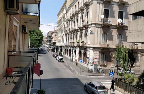 Borgo-Sanzio Apartment | Suite time Van Gogh