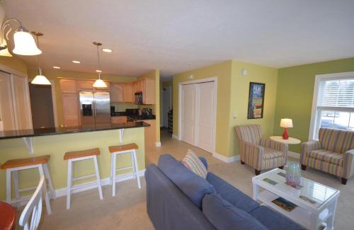 Traverse City House | Suite Up North
