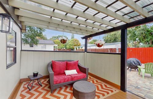 Tampa House | Suite West C