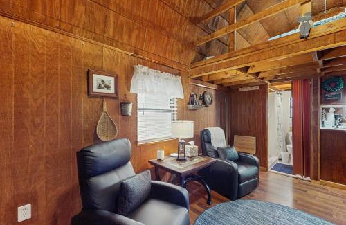 Tampa House | Suite West C