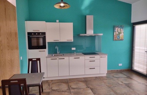 Moncarapacho e Fuseta Apartment | Suites Sunny Hill for a wonderful, carefree vacation in the Algarve.