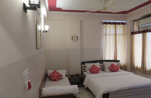 Malviya Nagar House | Sumitra Enclave- A Home Away From Home