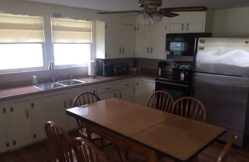Old Saybrook Cottage | Summer Cottage with Water Views at Great Hammock Beach in Old Saybrook