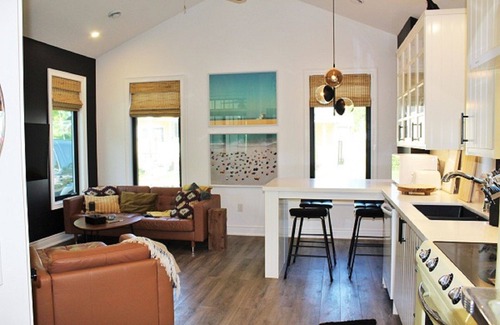 Crystal Beach Cottage | Summer Wind