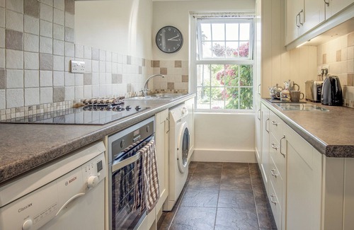 Amroth Cottage | Summerhill Cottage HW7101