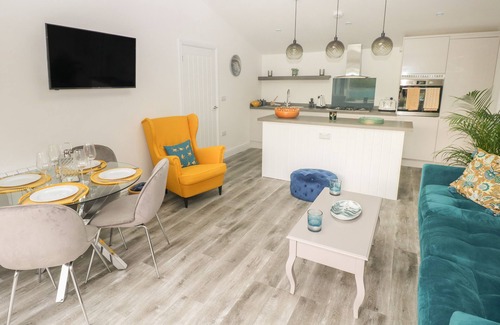 Penally Cottage | SUMMERHOUSE, pet friendly, country holiday cottage in Penally