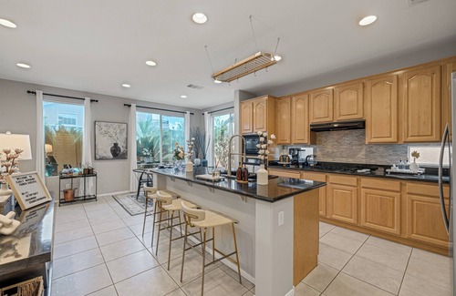 Spring Valley House | Summerlin South Villa 5BD + Private Pool & Hot Tub +Luxury Resort Like Amenities