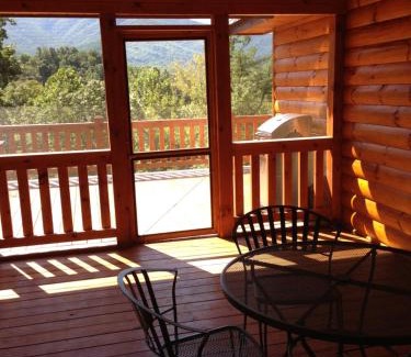 Luray House | summers dream log cabin