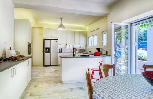 Ormos Agiou Ioannou Villa | Summervilla with private infinity pool