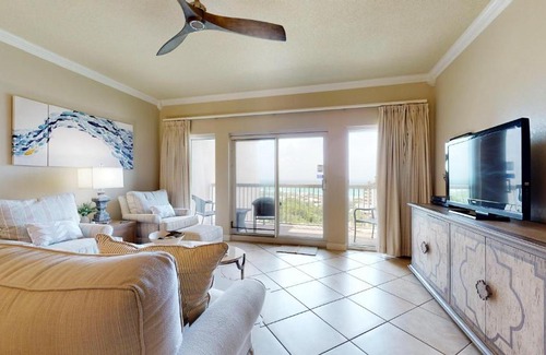 Four Mile Village House | Summit 0913