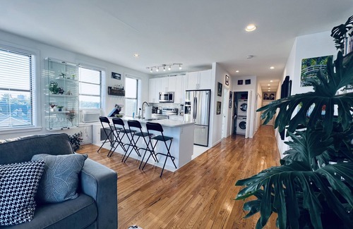 Weehawken Apartment | Sun Drenched Penthouse with Million Dollar View