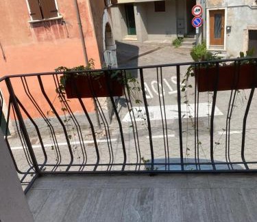 Domegliara Apartment | Sunny house