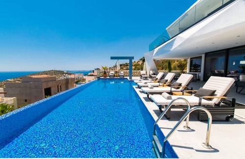 Kalkan Villa | Sun, Style & Serenity - 4BR Luxury Villa in Kalkan with Private Entertainment