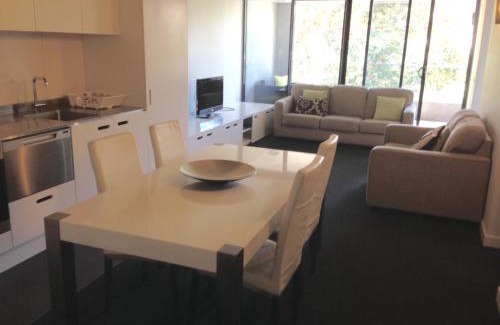 Southbank Apartment | Sunday Escape