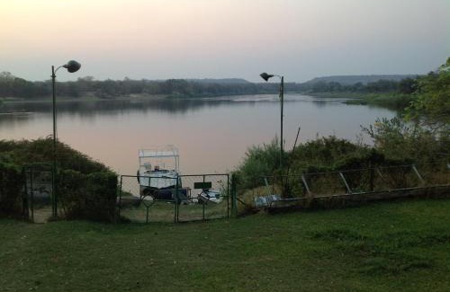 Matabeleland North Cabin | Sundowner Lodge