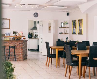 Östergötland Bed & Breakfast | Sundsmåla Landsbygdshotell