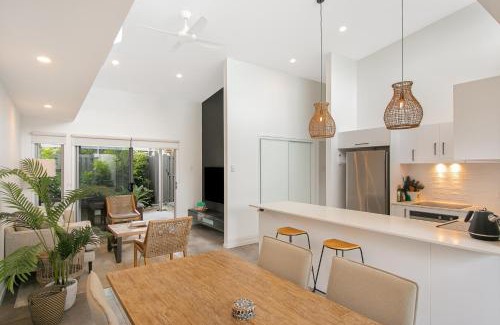 Kingscliff House | Sunfish Special - Beachside Townhouse by uHoliday