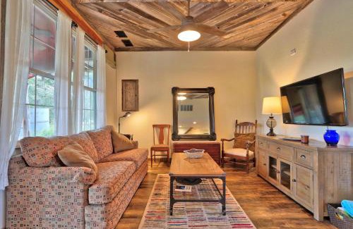 San Marcos House | Sunflower Ridge Cabin