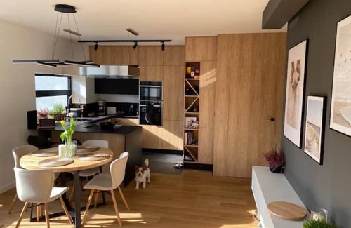 Zwierzyniec Apartment | Sunflower Superior Suite