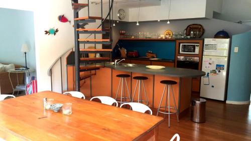 Killcare House | 'Sunidaze House Beachside' by Accom Holidays