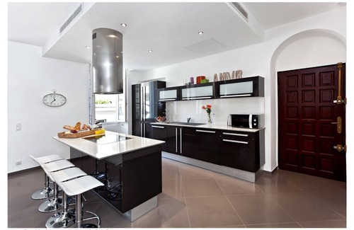 Jean-Medecin Apartment | SunlightProperties AMOUR VIOLETTE: Hyper Center, 2 bedroom apt with terrace