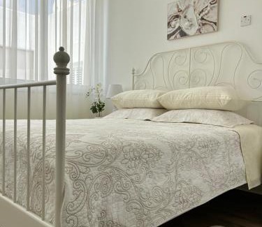 Paphos Apartment | Sunlit Serenity in Paphos