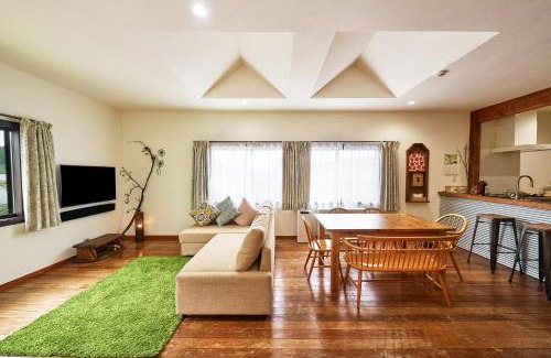 Otari-mura Ski Chalet | Sunnsnow Tall house
