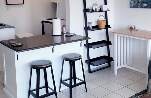 Queens Apartment | Sunny 1-bedroom apartment in Bayside, close to restaurants, shops, and train.