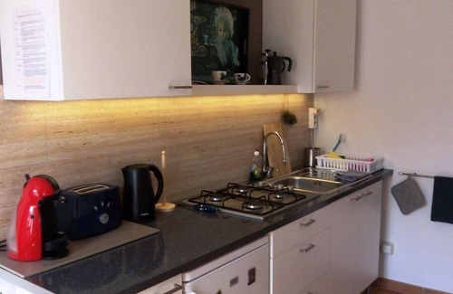 Sencelles Apartment | Sunny 1-room apartment in historic manor house with pool and garden