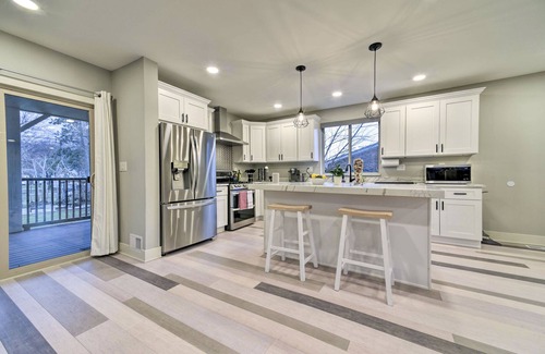 Clawson House | Sunny Clawson Home w/Yard - Walk to Main St!