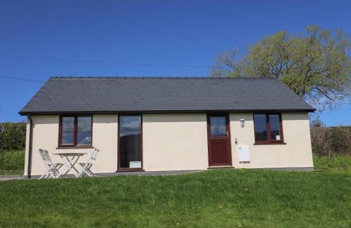 Llanfihangel Tal-y-llyn House | Sunny Cottage