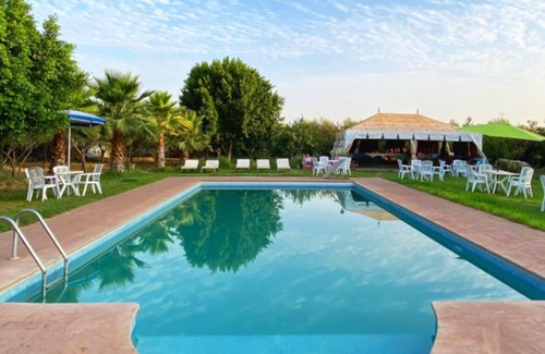 Douar Sidi Youssef Ben Ali House | Sunny Escape at Villa Baddi: Poolside Relaxation - air-conditioned rooms & Pool