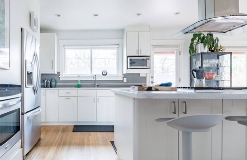 Kitsilano House | Sunny Family Home in Heart of Kitsilano with Mountain Views