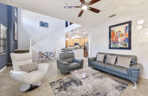 Ole Condo | Sunny Get Away in Ole at Lely, Naples in Cozy Townhouse.