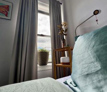 West Side Apartment | Sunny Jersey City 1BR, 25 min to NYC, 15min to EWR, King Bed, Hammock & Park Views