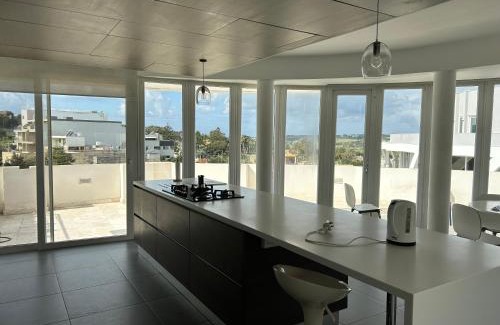 Mosta Apartment | Sunny Penthouse Central