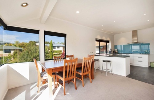 Richmond House | Sunny Richmond Holiday Home - All-day sun & sea views