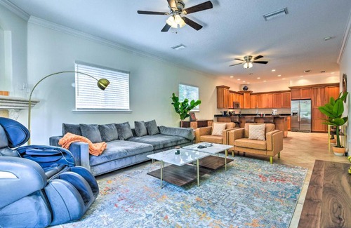Alta Vista House | Sunny Sarasota Abode with Yard about 1 Mi to Dtwn!
