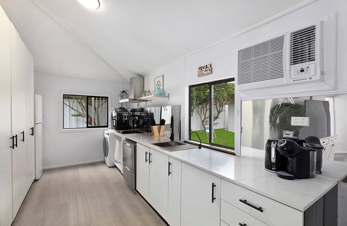 Central Coast Apartment | Sunny Shores Beach House